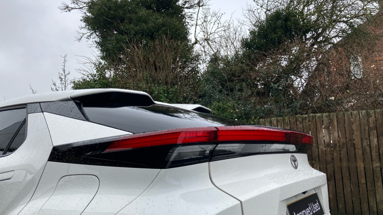 Toyota C-HR 2.0 PHEV Design 5dr CVT Hatchback